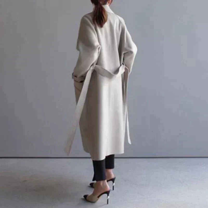 Elowen – Elegant Long Coat