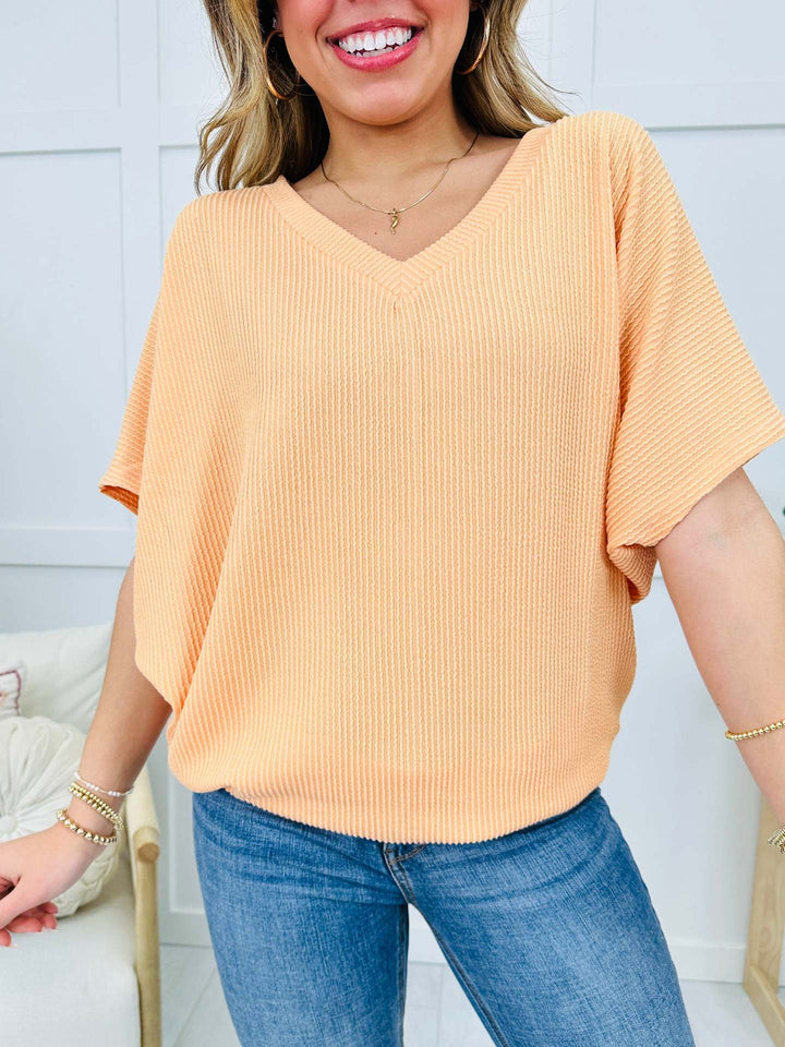 Jeanne – Casual V-Neck Relaxed Top