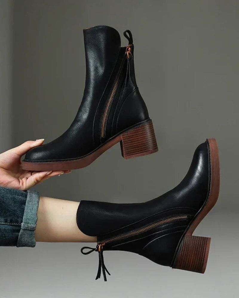 Gwendolyn – Elegant Ankle Boots