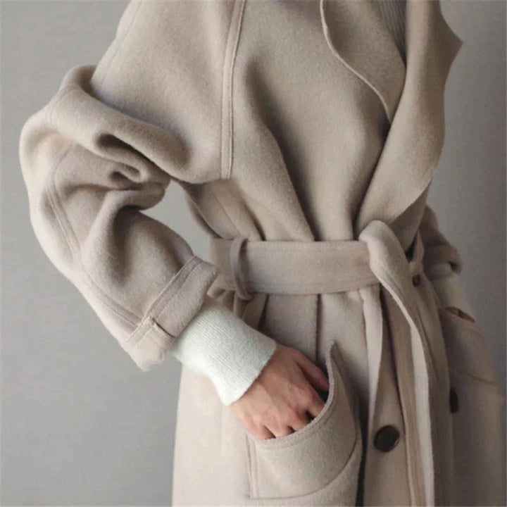 Elowen – Elegant Long Coat