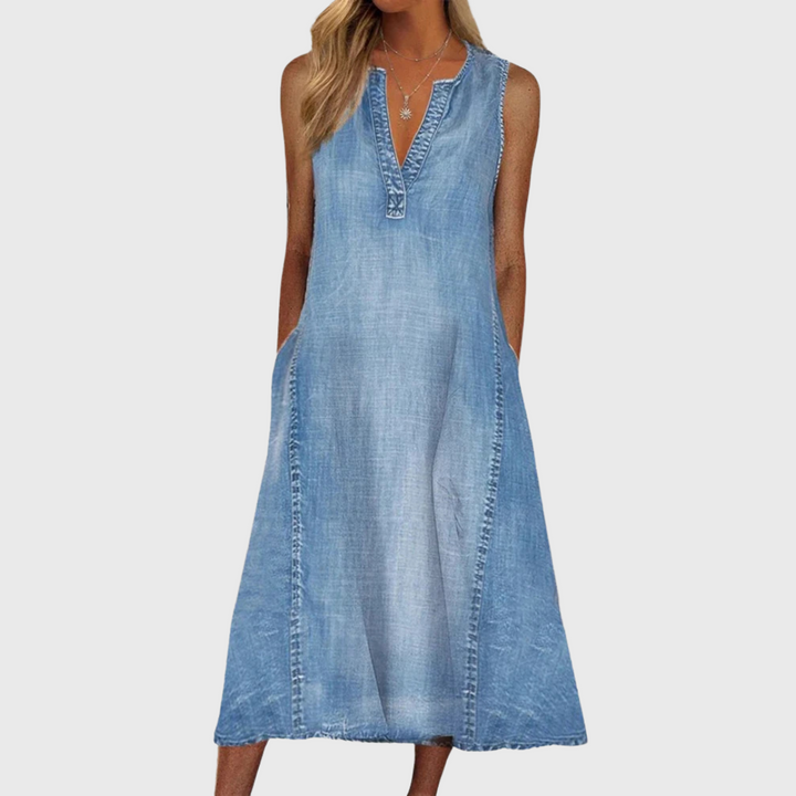 Moa - Comfortable Denim Dress