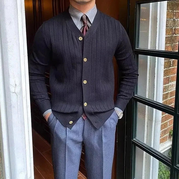 Merrick – Elegant Long-Sleeve Cardigan